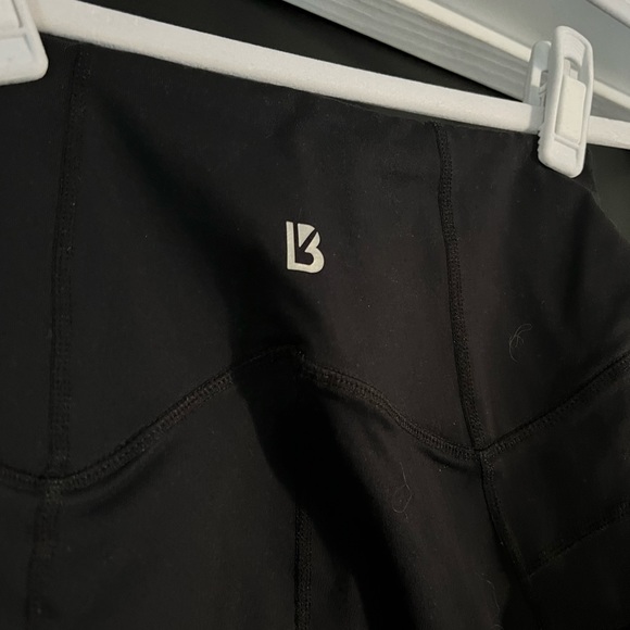 Mesh pocket buff bunny black Athena leggings - Picture 4 of 4